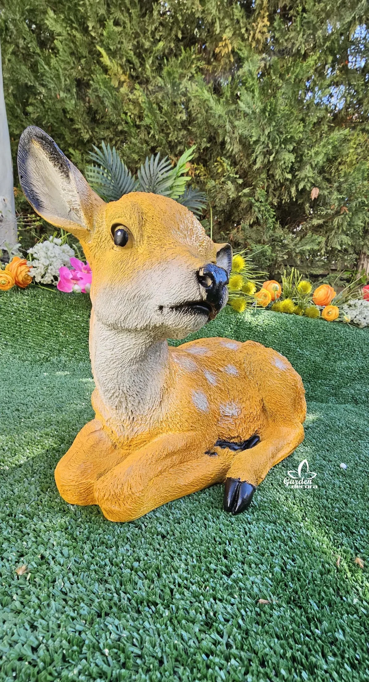 Ciervo acostado bambi - Imagen 3