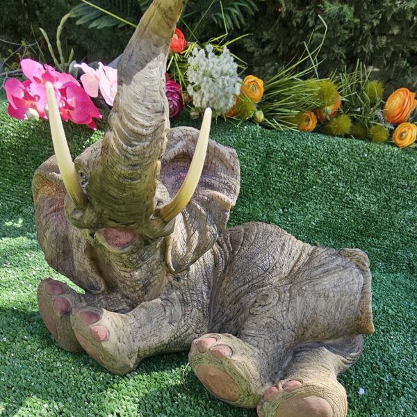 Elefante divertido
